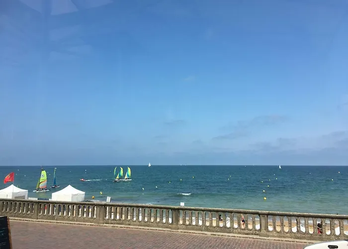 Et Vue Acces Direct Apartament