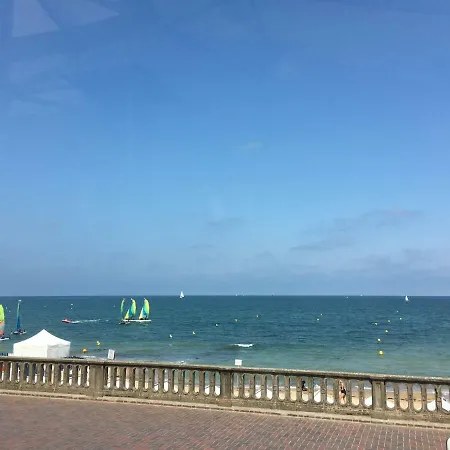 Et Vue Acces Direct Apartment